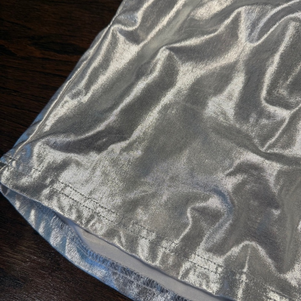 Arjen Kroos Silver Metallic Shorts - Shiny Rave Festival Party Wear - Size S - Picture 2 of 6